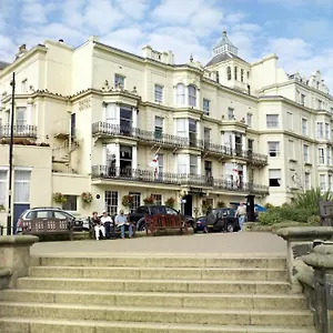 Royal 3* Scarborough